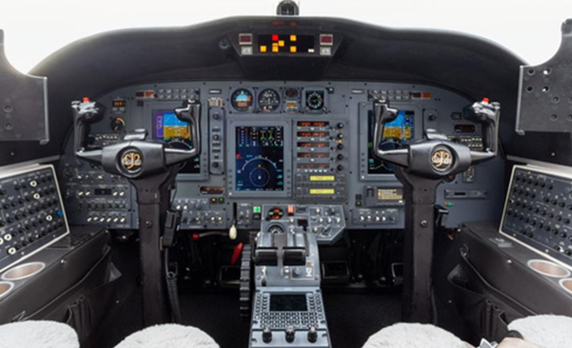 2001 Citation CJ2 flight controls